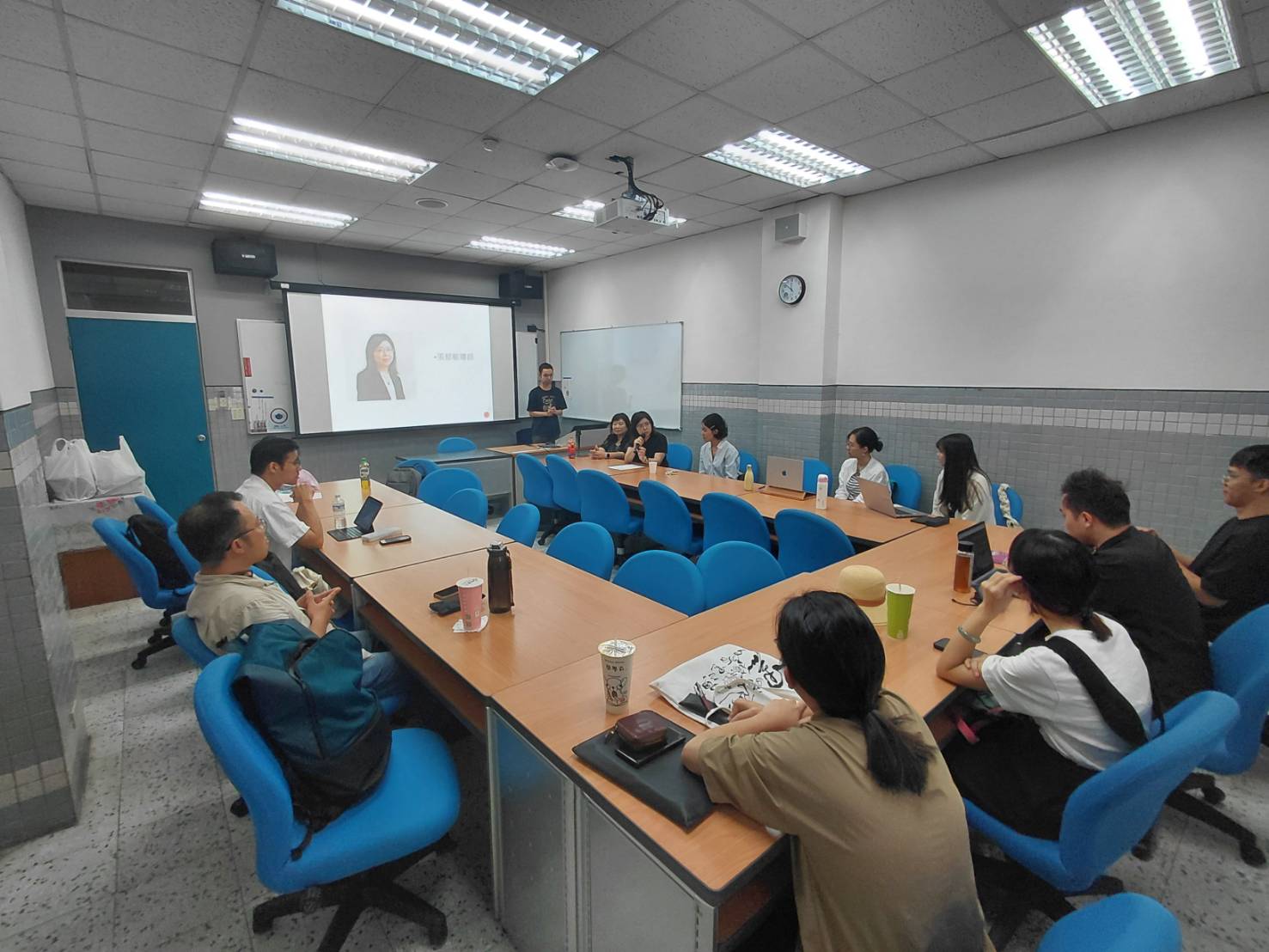 傳承經驗、攜手前行——傳播學院博士班114年度迎新茶會圓滿舉行