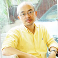 陳儒修照片